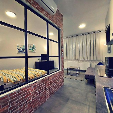 Apartments Square ซาเกร็บ ภายนอก รูปภาพ