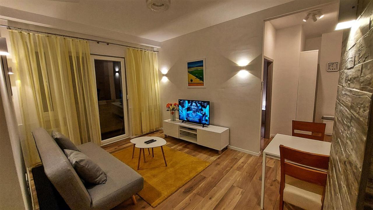 Apartments Square ซาเกร็บ ภายนอก รูปภาพ