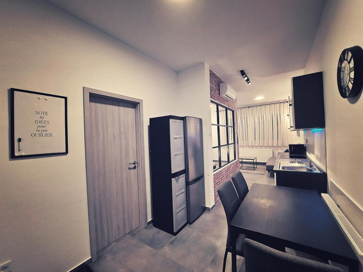 Apartments Square ซาเกร็บ ภายนอก รูปภาพ